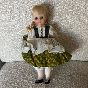 ❤️FINAL❤️Madame Alexander Heidi doll